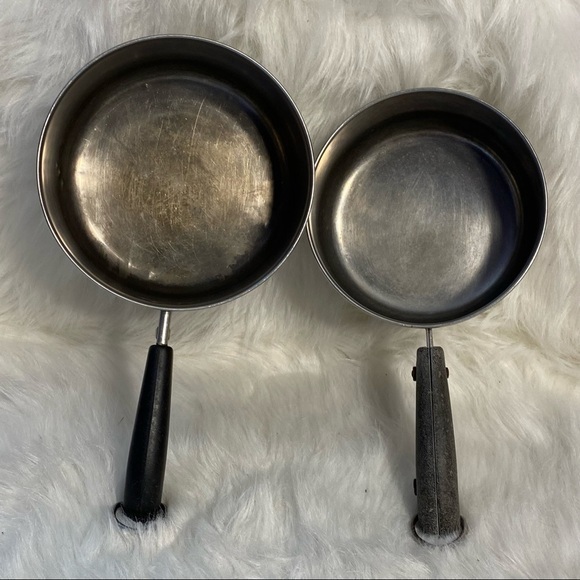 Vintage Revere ware One 1 pan Quart And 11/2 Quart‎ - Picture 8 of 14